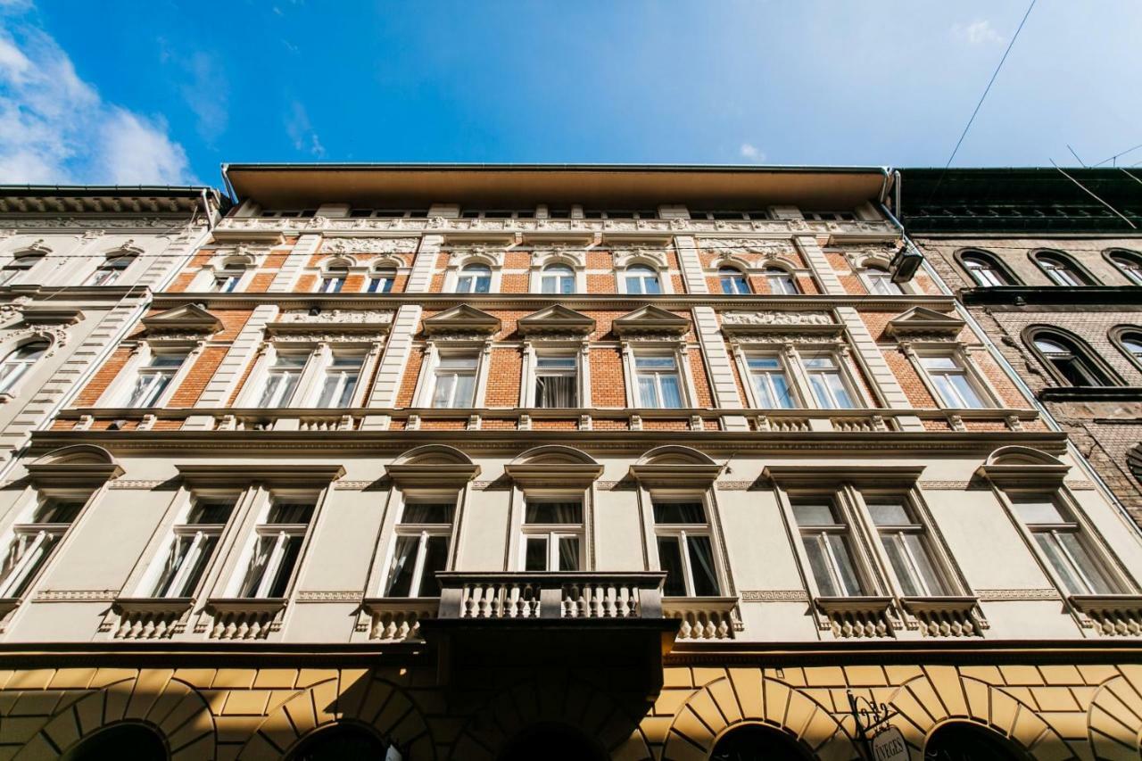 Cape Code Apartment Budapest Extérieur photo